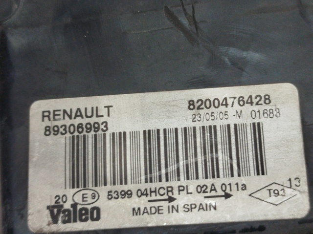 RENAULT 8200476428 Faro izquierdo  disponible España