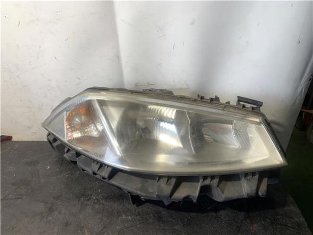 8200476431 Faro derecho  en stock Castellón