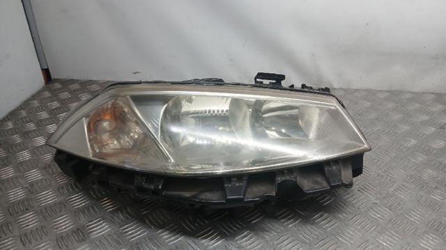 8200476431 RENAULT Faro derecho comprar Bilbao