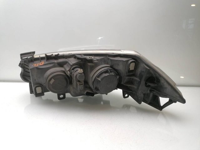 RENAULT 8200476431 Faro derecho  en stock Salamanca