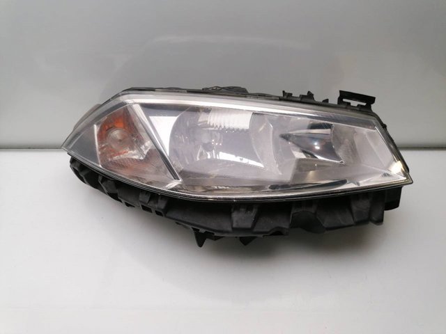 8200476431 RENAULT Faro derecho  comprar en Oviedo