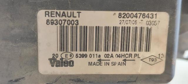 8200476431 RENAULT Faro derecho  en stock Huelva
