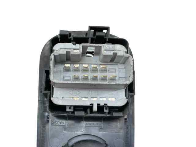 8200476806 RENAULT Unidad de control de elevalunas delantera izquierda  comprar en Jaén