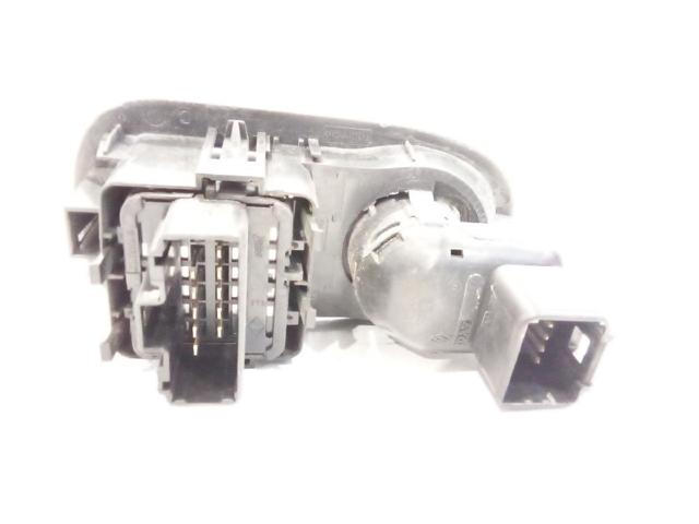 8200476806 RENAULT Interruptor de elevalunas delantera izquierda comprar Madrid