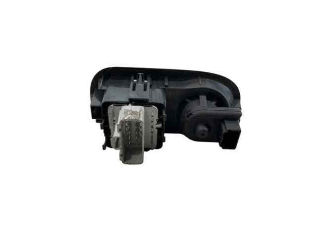 8200476806 Interruptor de elevalunas delantera izquierda  en stock Castellón
