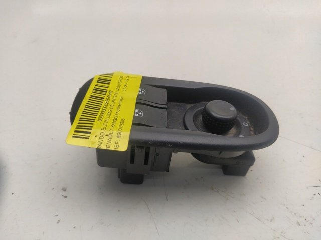 RENAULT 8200476806 Interruptor de elevalunas delantera izquierda  en stock Terrassa