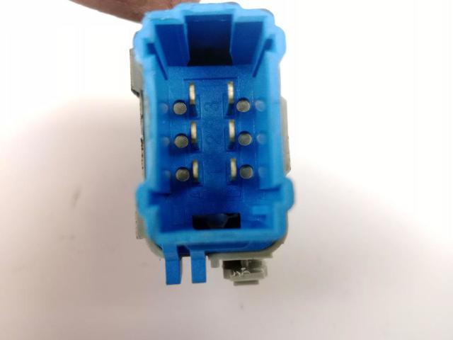 RENAULT 8200476809 Botón de elevalunas delantero derecho comprar Pamplona