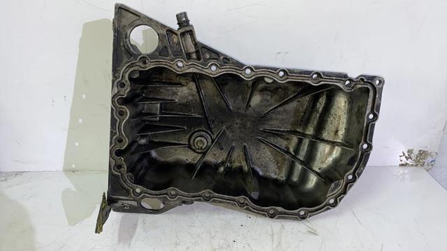 8200477252 Cárter de aceite del motor  disponible Málaga