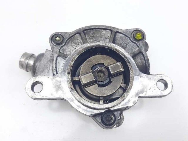 RENAULT 8200478188 Bomba de vacío  en stock Terrassa