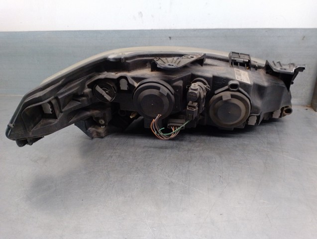 8200481196 RENAULT Faro izquierdo comprar Madrid