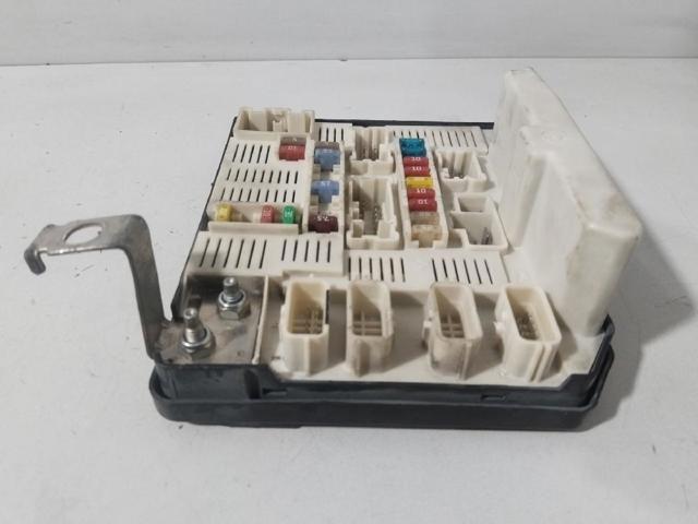 8200481866 RENAULT Caja de fusibles  disponible Ourense