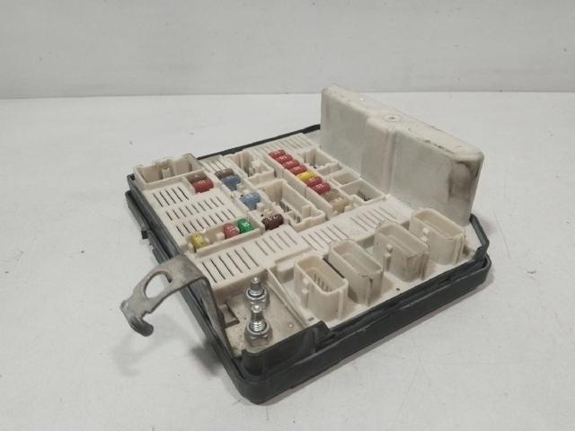 8200481866 Caja de fusibles  comprar en Reus
