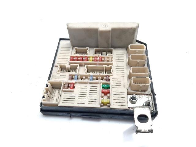 8200481866J Caja de fusibles  comprar en Pontevedra
