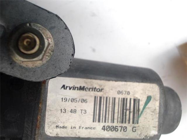RENAULT 8200485202 Mecanismo de elevalunas delantero izquierdo  en stock Valencia