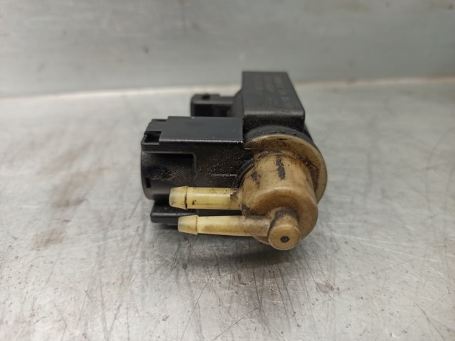 RENAULT 8200486264 Válvula solenoide de control de presión de sobrealimentación  en stock Salamanca