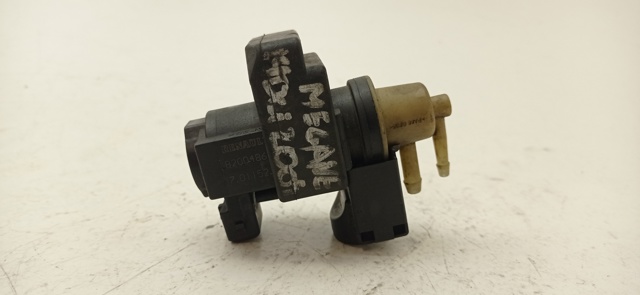8200486264 RENAULT Válvula solenoide de control de presión de sobrealimentación comprar Madrid