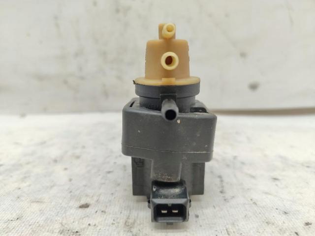 8200486264 Válvula solenoide de control de presión de sobrealimentación  en stock Castellón
