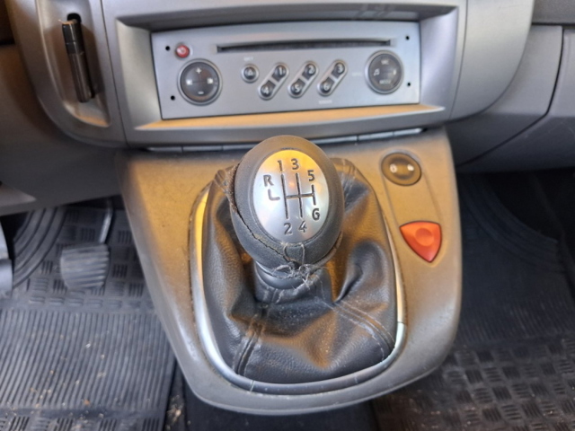 RENAULT 8200493374 Piloto trasero izquierdo comprar Pamplona