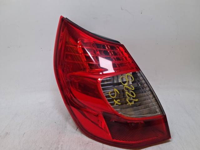 8200493374 RENAULT Piloto trasero izquierdo comprar Bilbao