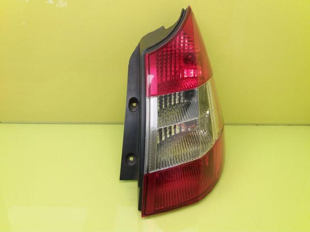 8200493375 RENAULT Piloto trasero derecho  disponible Ourense