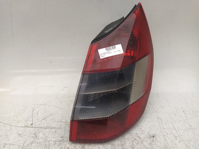 RENAULT 8200493375 Piloto trasero derecho comprar Barcelona
