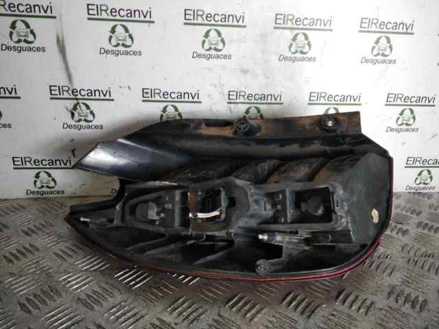 RENAULT 8200493375G Piloto trasero derecho comprar Barcelona