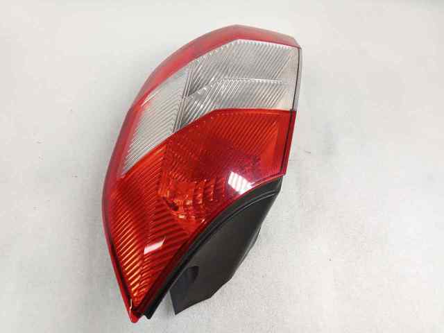 RENAULT 8200493375G Piloto trasero derecho comprar Barcelona