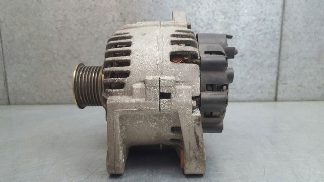 RENAULT 8200495294A Alternador  en stock Valencia