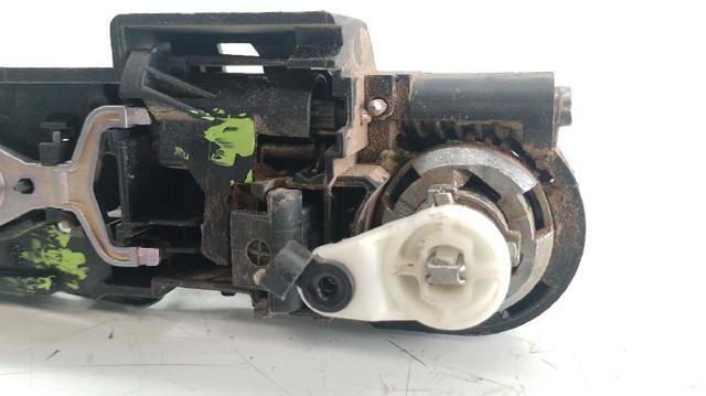MERCEDES 8200497521 Soporte de manija exterior de puerta delantera izquierda  en stock Terrassa