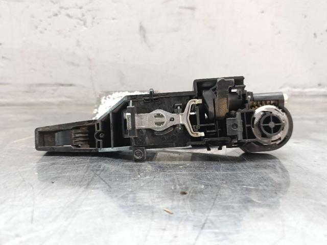 8200497521 MERCEDES Soporte de manija exterior de puerta delantera izquierda  disponible Ourense