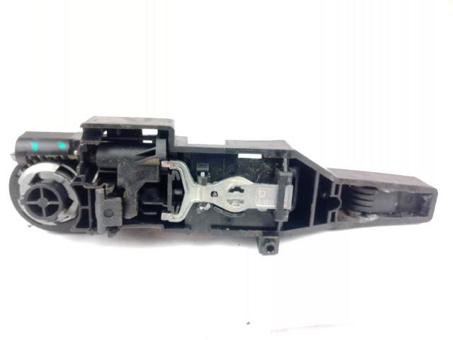 8200497590 RENAULT Soporte de manija exterior de puerta delantera derecha  disponible Ourense