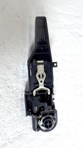 RENAULT 8200497590 Soporte de manija exterior de puerta delantera derecha  comprar en Albacete