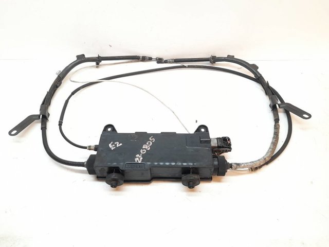 Cable de freno de mano trasero derecho/izquierdo 8200498693 Renault (RVI)