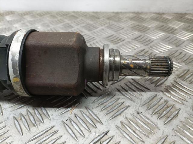 8200499585 Semieje delantero izquierdo  disponible Burgos