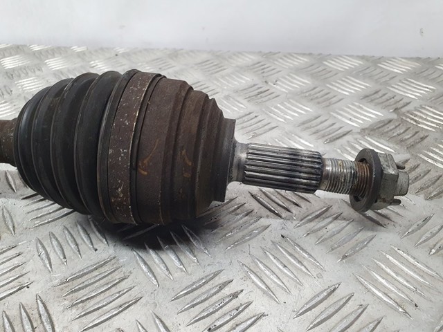 8200499585 RENAULT Semieje delantero izquierdo comprar Madrid