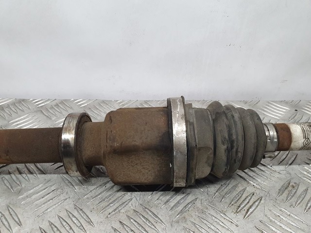 8200499586 Semieje delantero derecho  en stock Sabadell