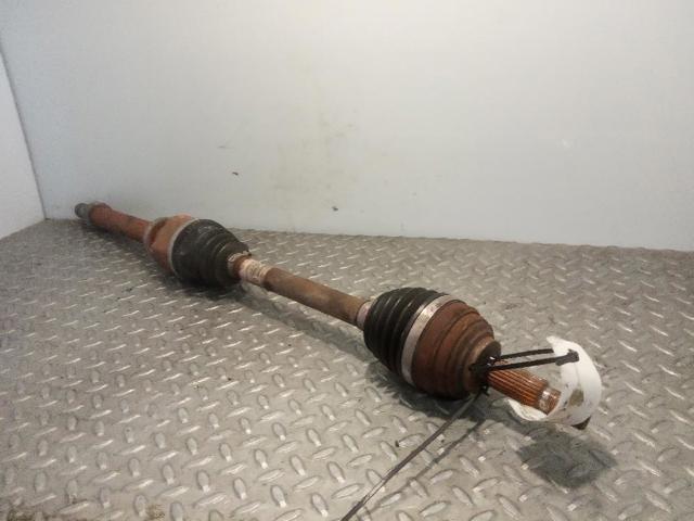 8200499586 RENAULT Semieje delantero derecho  disponible Ourense
