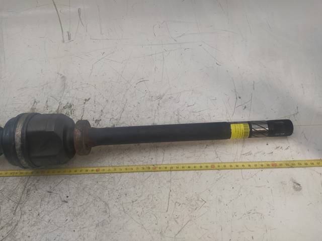 8200500683 Semieje delantero derecho  disponible Utrera