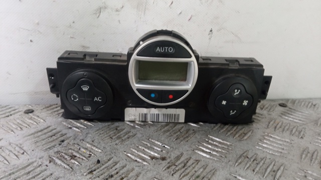 RENAULT 8200501465 Unidad de control aire acondicionado  en stock Salamanca