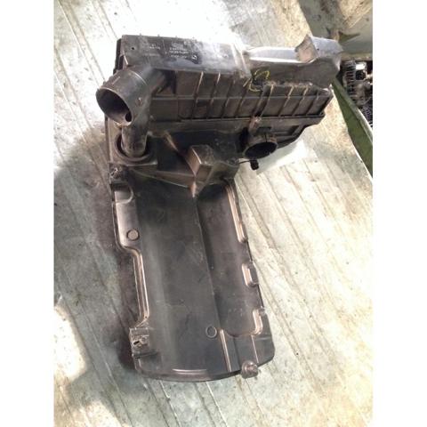 RENAULT 8200517765 Filtro de aire comprar Pamplona