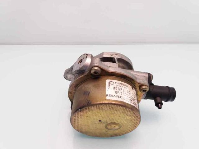 RENAULT 8200521381 Bomba de vacío  comprar en Albacete