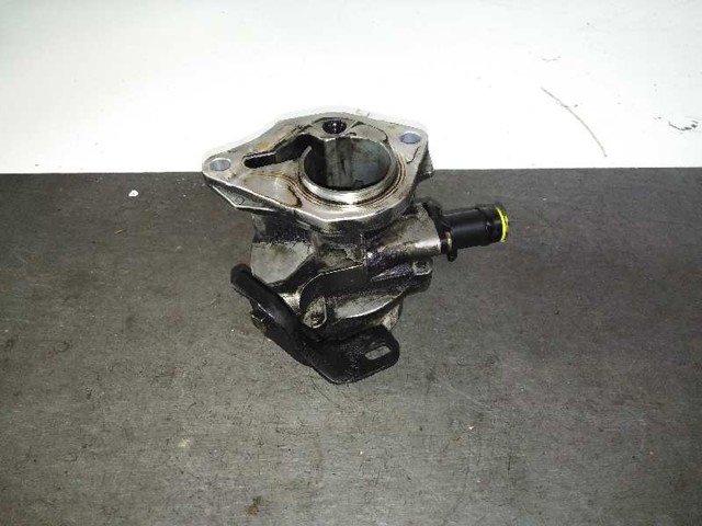 8200521381 RENAULT Bomba de vacío comprar Alcalá