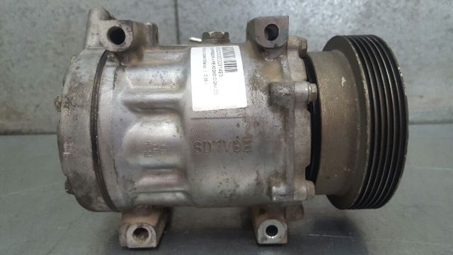 8200526884 RENAULT Compresor de aire acondicionado  en stock Huelva