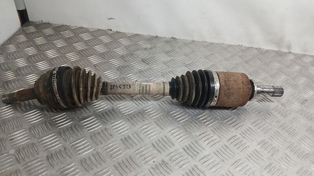 Semieje delantero izquierdo 8200535799 NISSAN