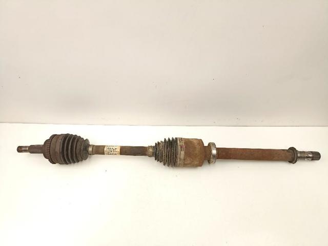 Árbol de transmisión delantero derecho 8200535800 RENAULT