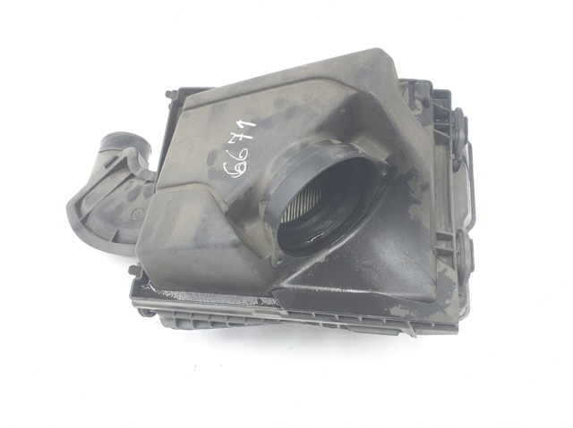 Carcasa del filtro de aire 8200545836 Renault (RVI)