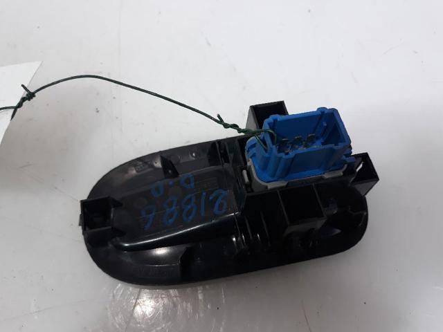8200548968 RENAULT Unidad de control de elevalunas delantero derecho comprar Alcalá