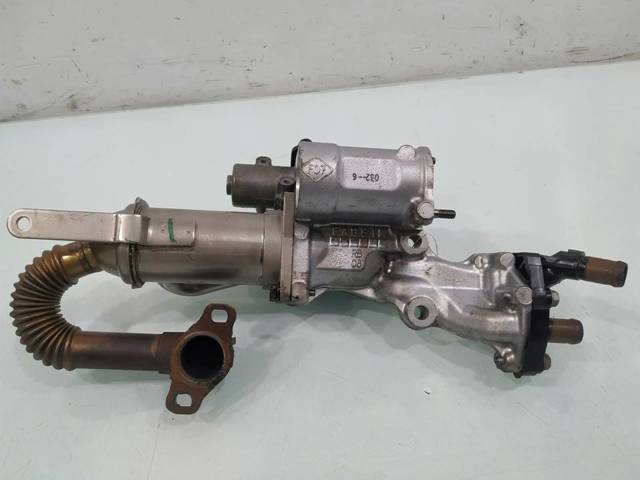 8200550348 RENAULT Válvula EGR de recirculación de gases  disponible Vigo
