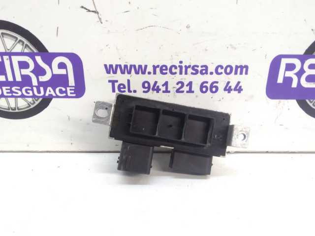 8200558438A Relé de precalentamiento  en stock Sabadell