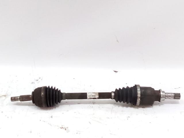 Árbol de transmisión delantero izquierdo 8200559377 Renault (RVI)